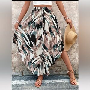 Lightweight Print Maxi Skirt